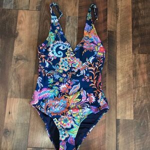 BCBG Maxazaria one piece women’s swimsuit bathing suit blue floral NEW SZ M